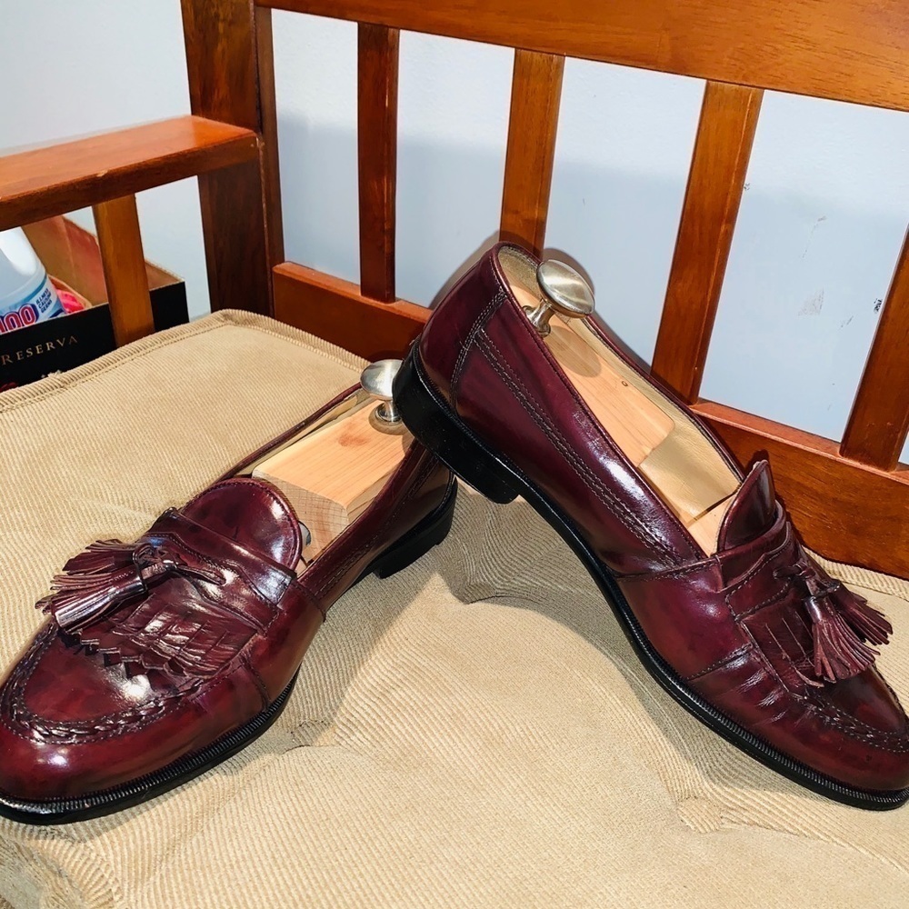 Johnston & Murphy Cellini Burgundy Loafers - Picture 2 of 13